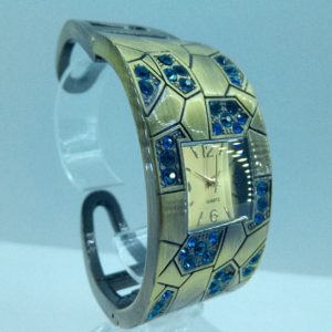 SLE Singapore Movement Quartz Wristwatch Cuff Cuff Watch GreatWatchesOnline.com